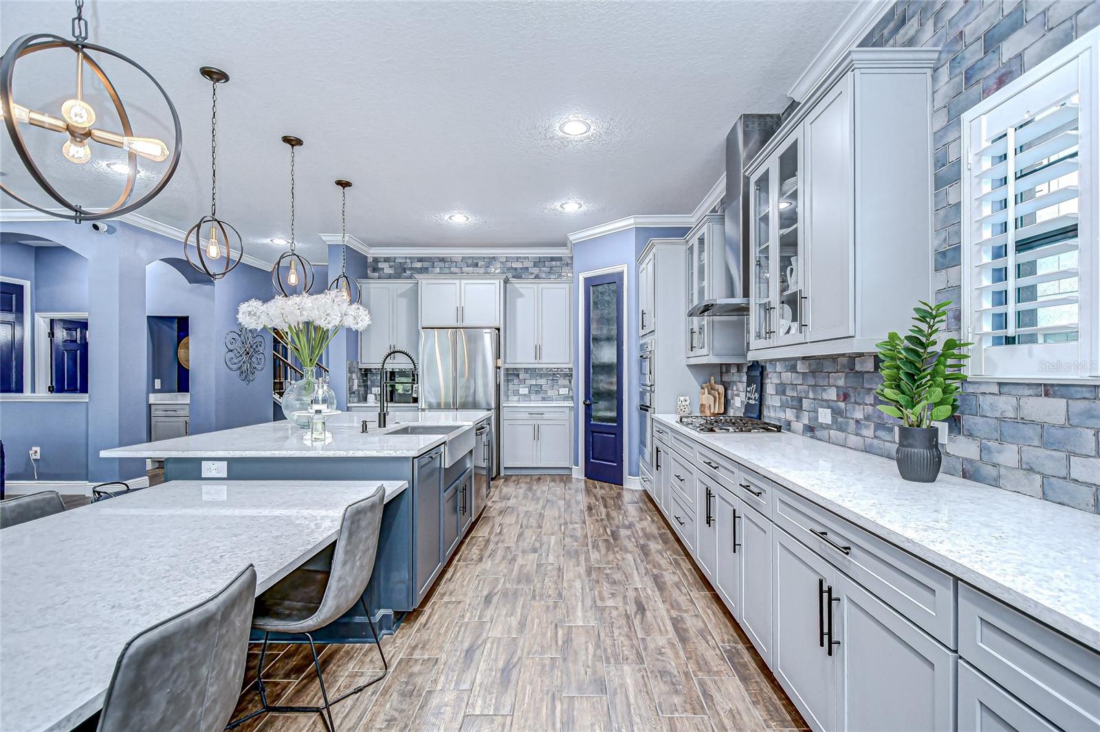 Listing photo id 17 for 21867 Amelia Rose Way