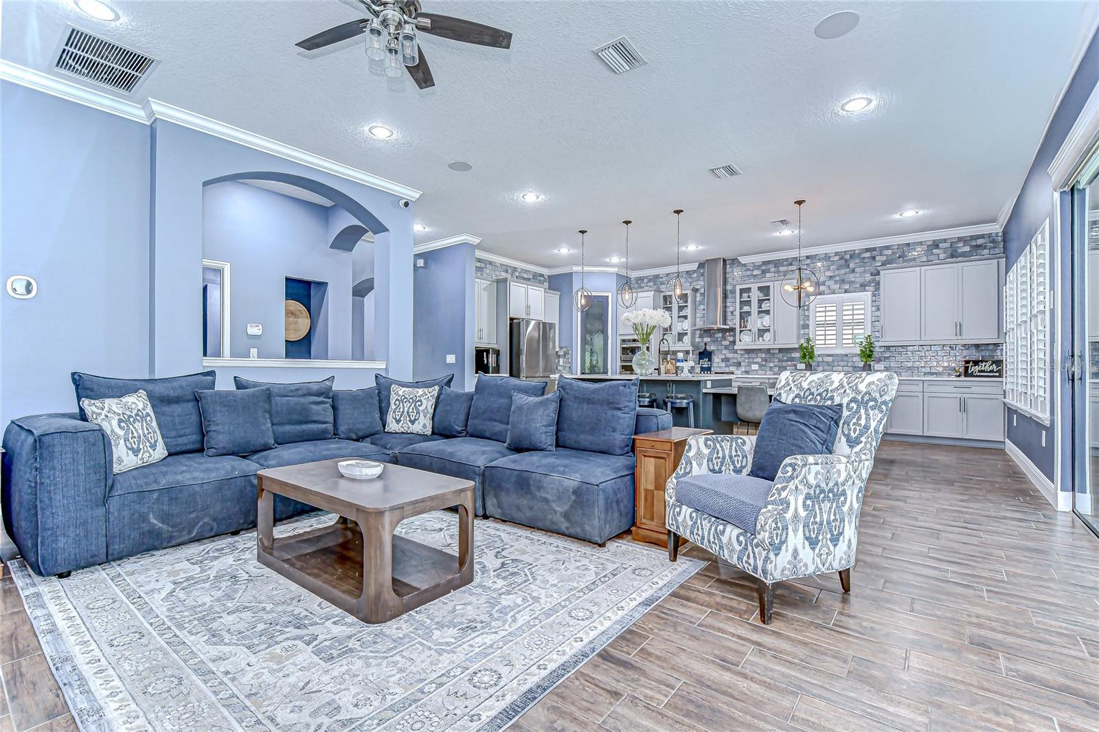 Listing photo id 21 for 21867 Amelia Rose Way