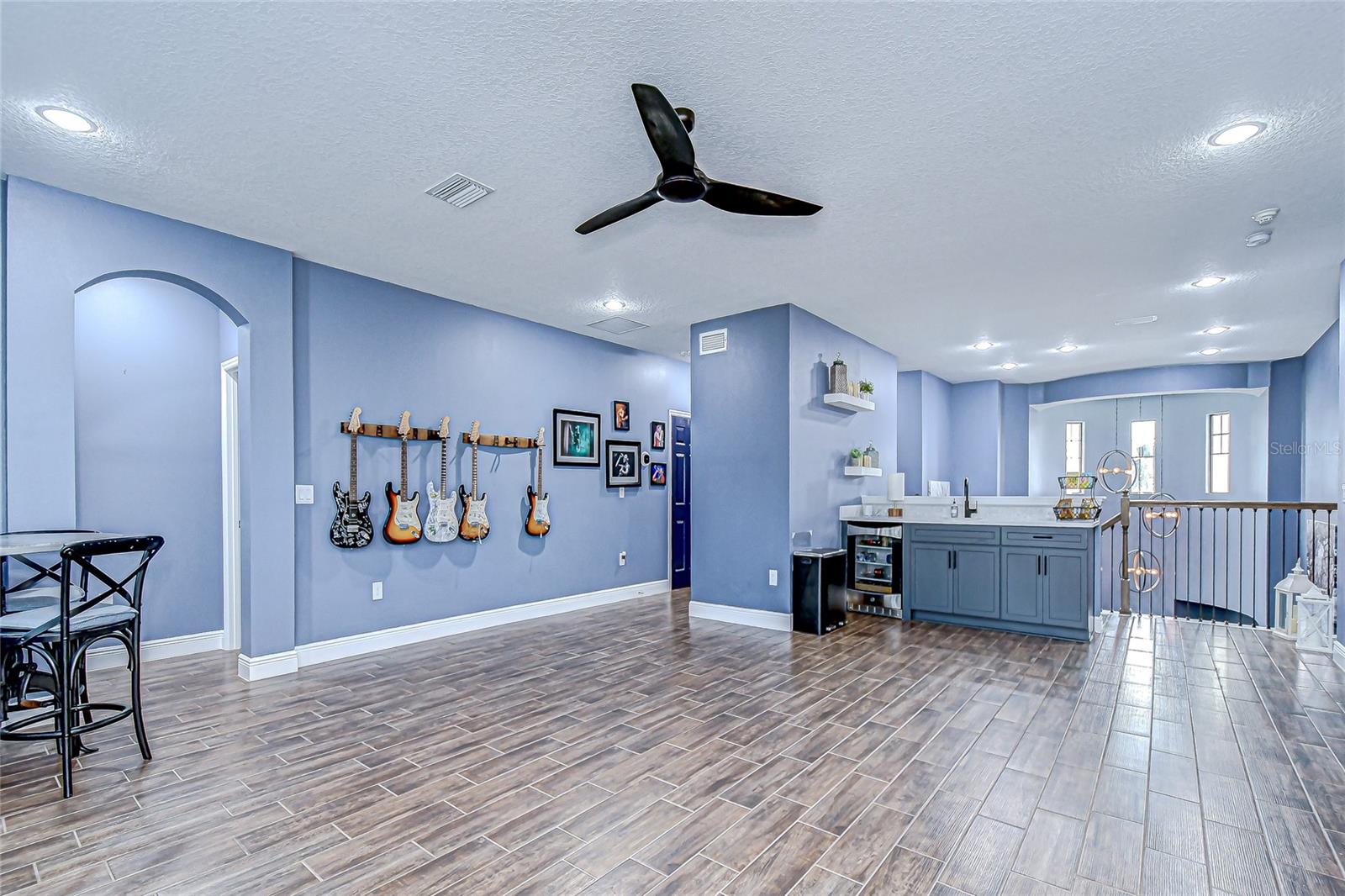 Listing photo id 26 for 21867 Amelia Rose Way