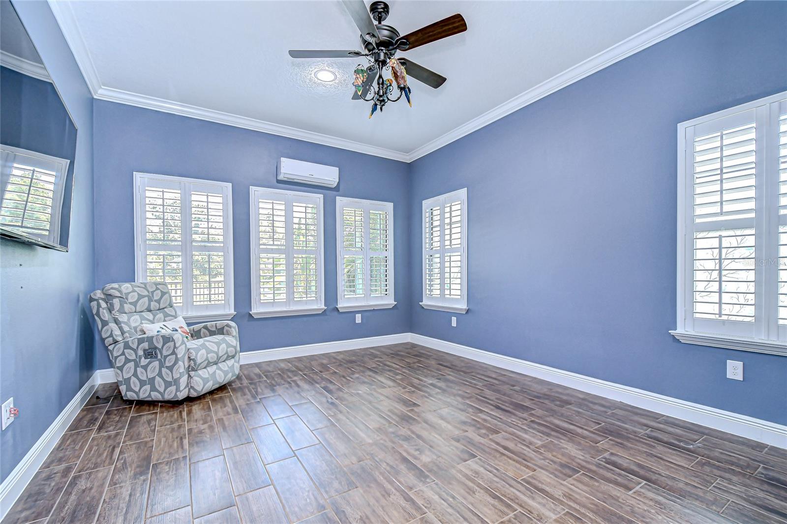 Listing photo id 28 for 21867 Amelia Rose Way