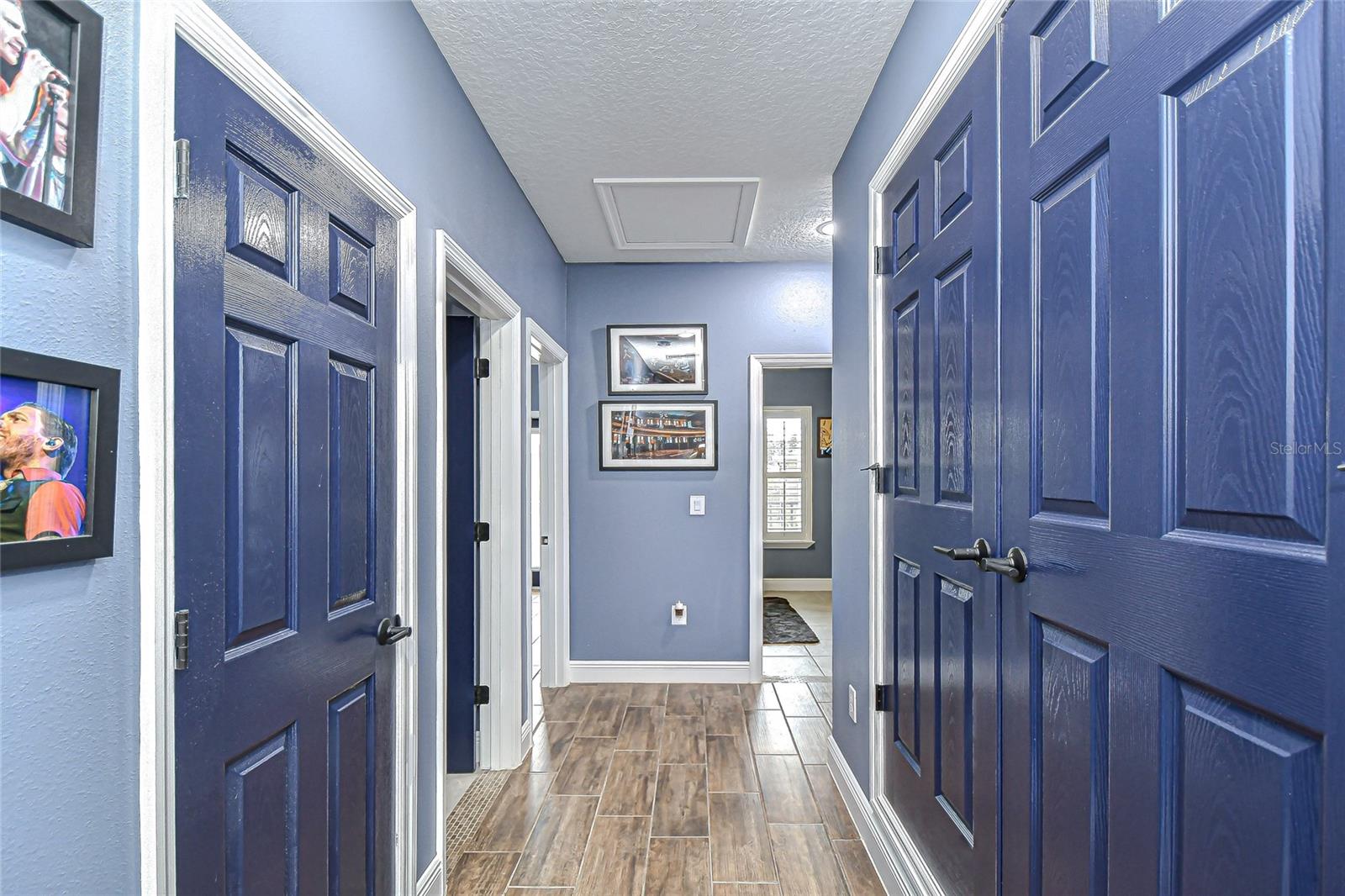 Listing photo id 32 for 21867 Amelia Rose Way