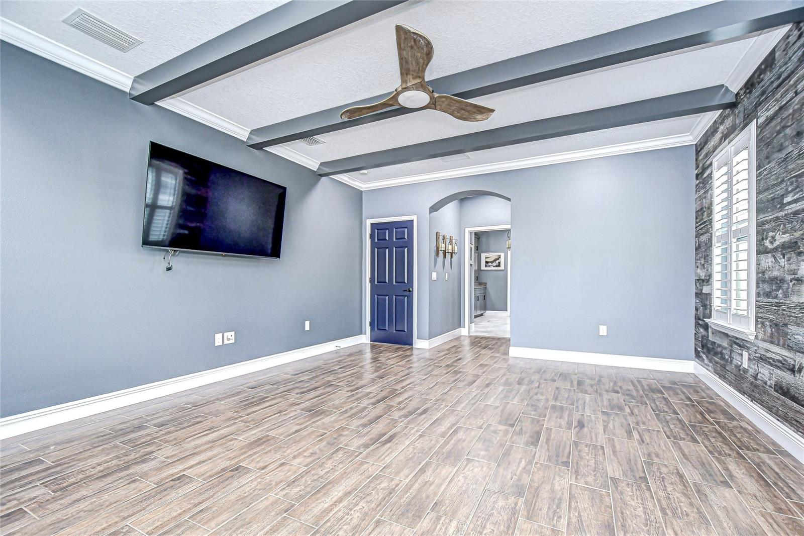Listing photo id 45 for 21867 Amelia Rose Way