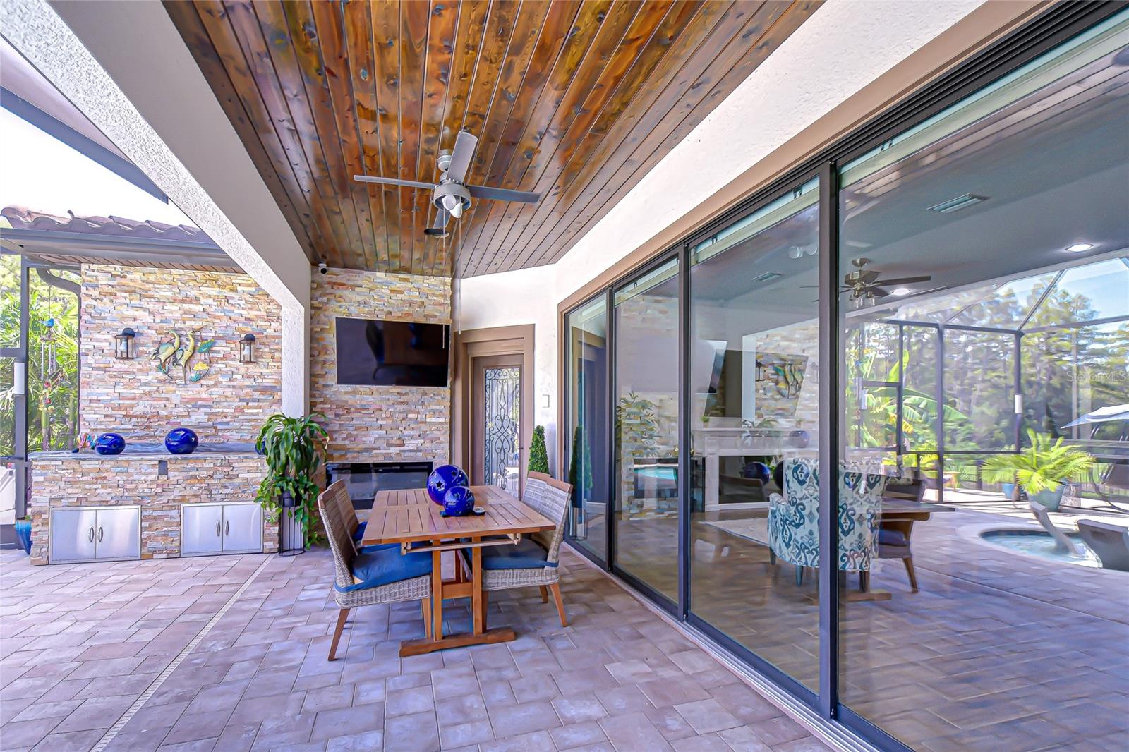 Listing photo id 50 for 21867 Amelia Rose Way