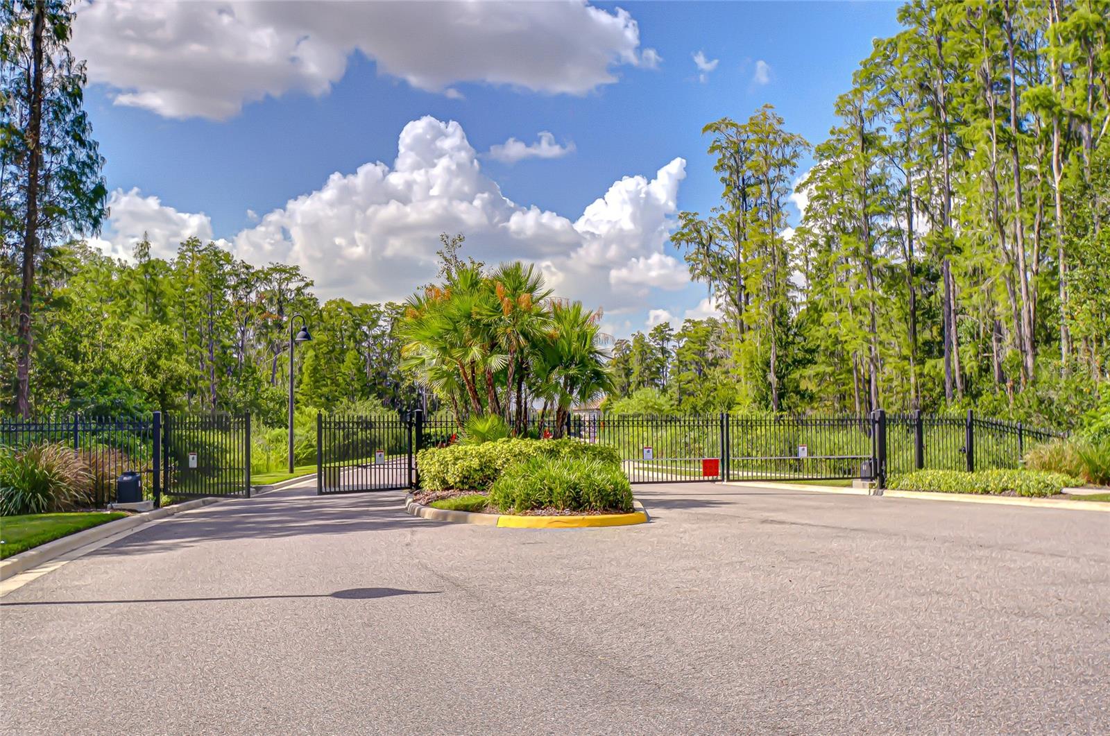 Listing photo id 65 for 21867 Amelia Rose Way