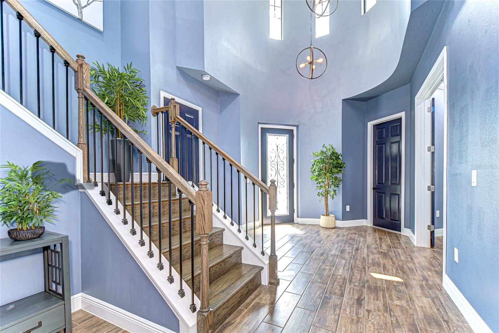 Listing photo id 6 for 21867 Amelia Rose Way