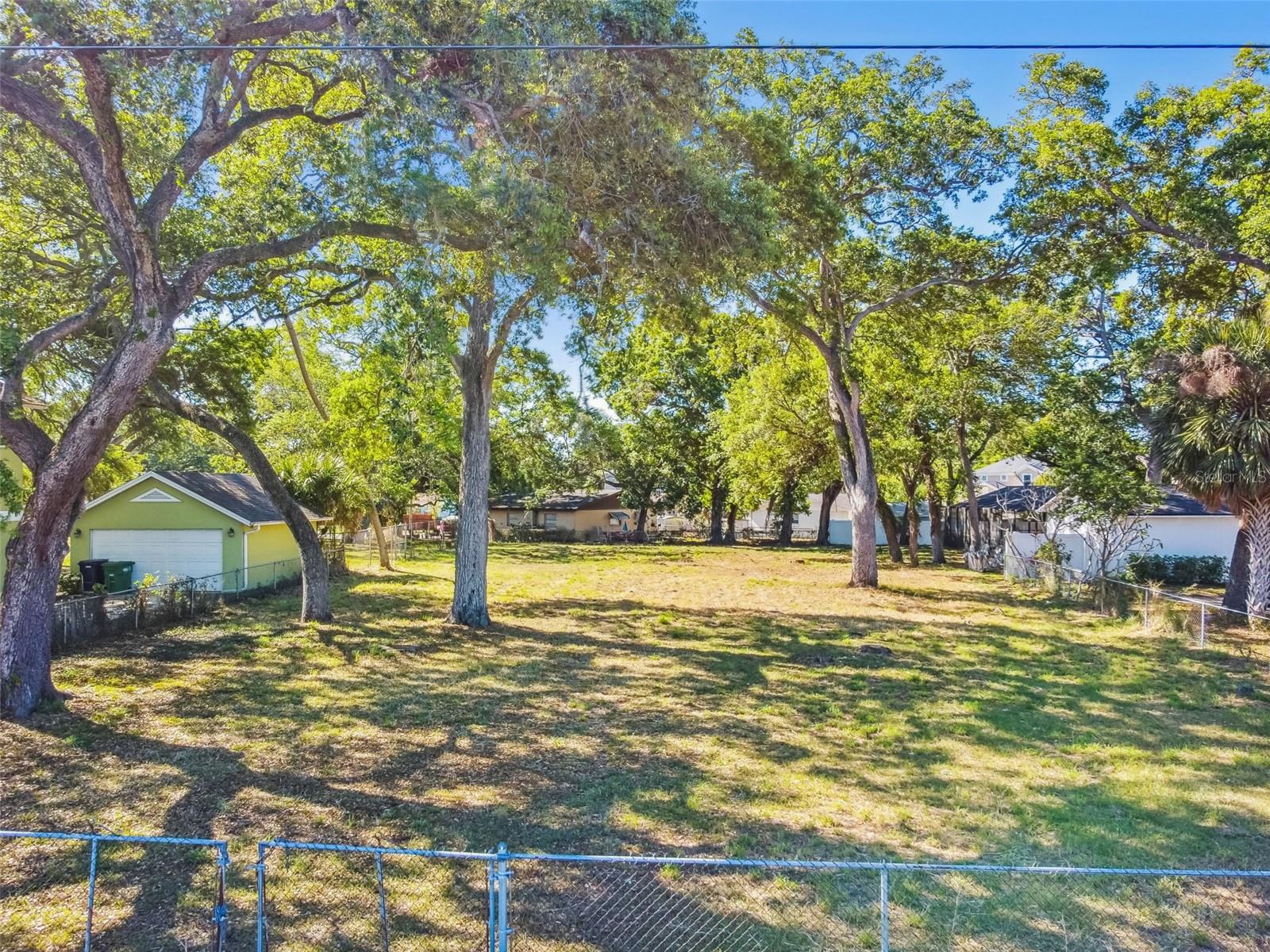 Image 5 of 8 For 2822 Paxton Avenue