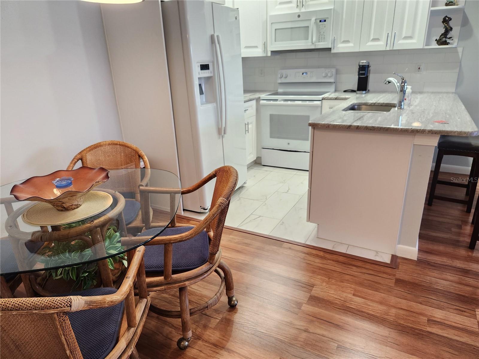 Image 11 of 43 For 4347 Tahitian Gardens Circle B