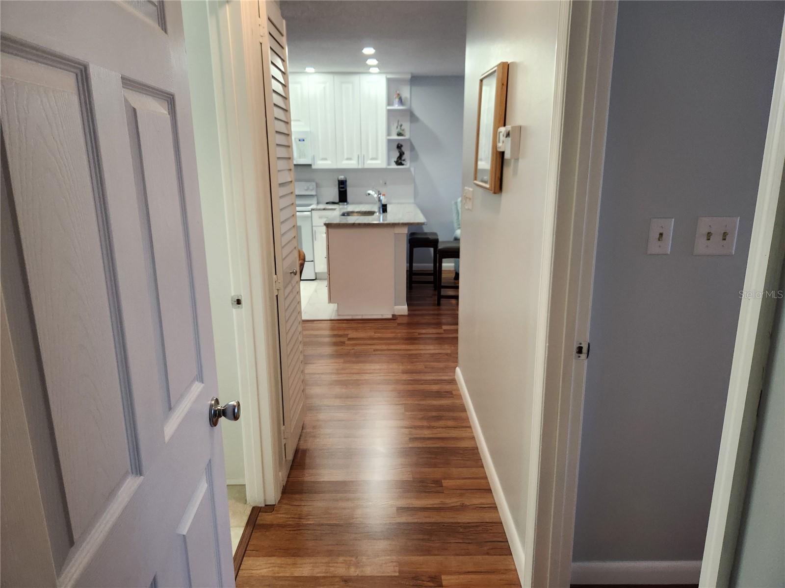 Image 18 of 43 For 4347 Tahitian Gardens Circle B