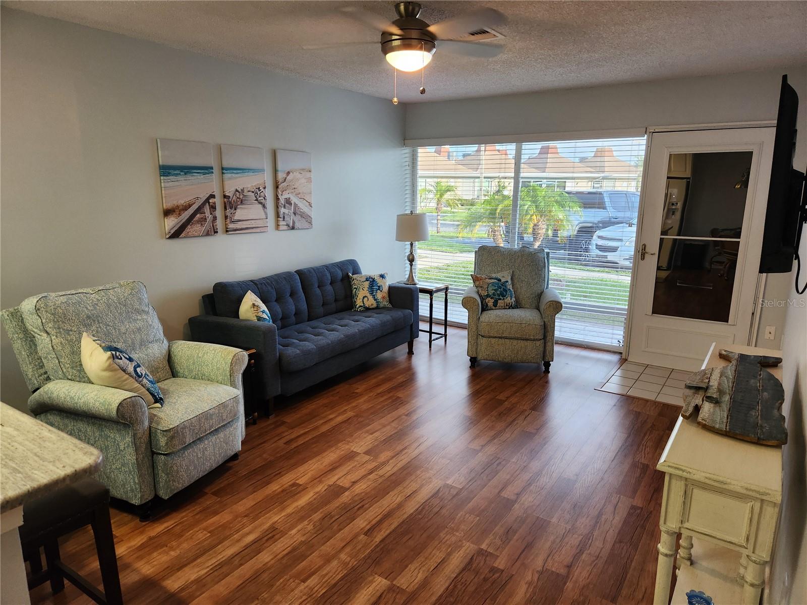 Image 3 of 43 For 4347 Tahitian Gardens Circle B