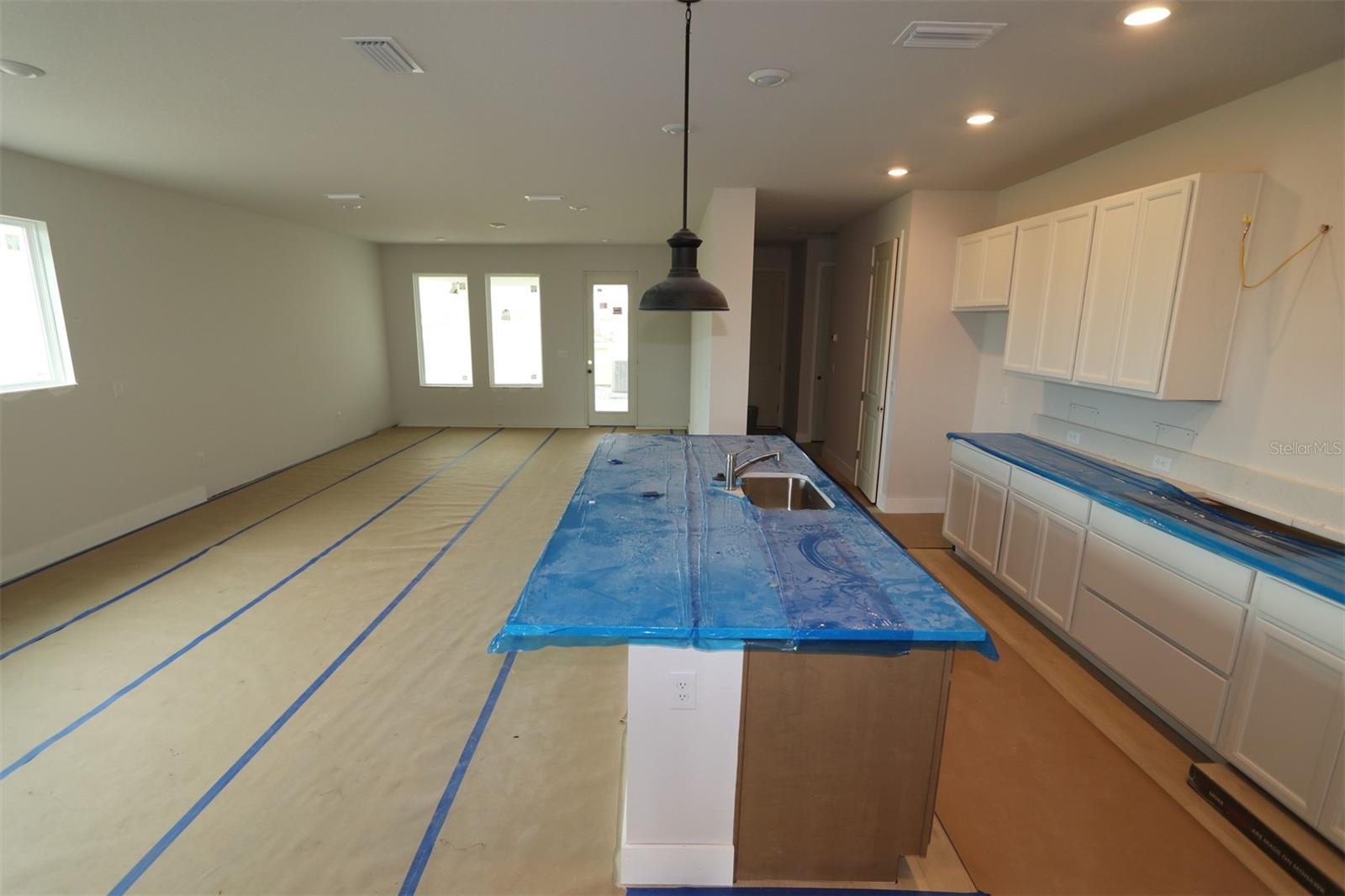 Image 6 of 10 For 320 Vistera Boulevard
