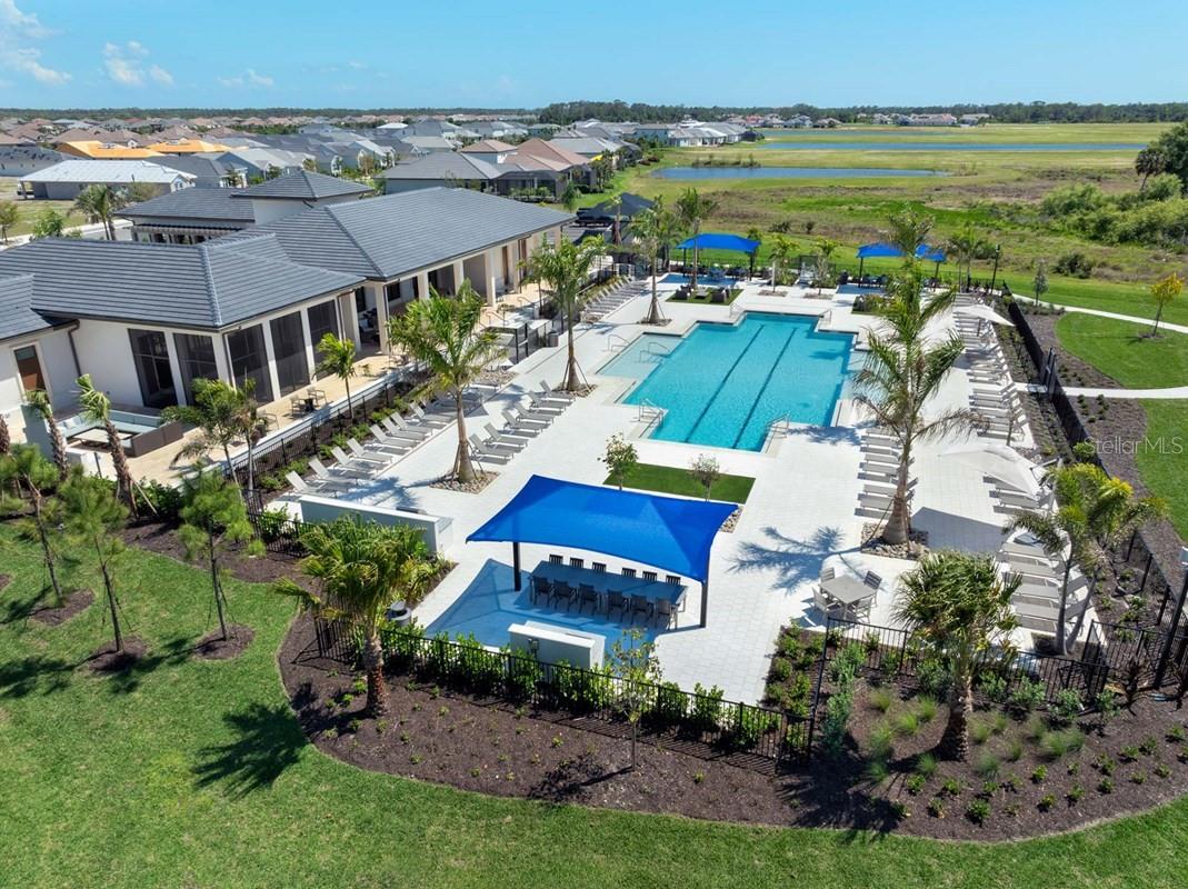 Image 7 of 10 For 320 Vistera Boulevard