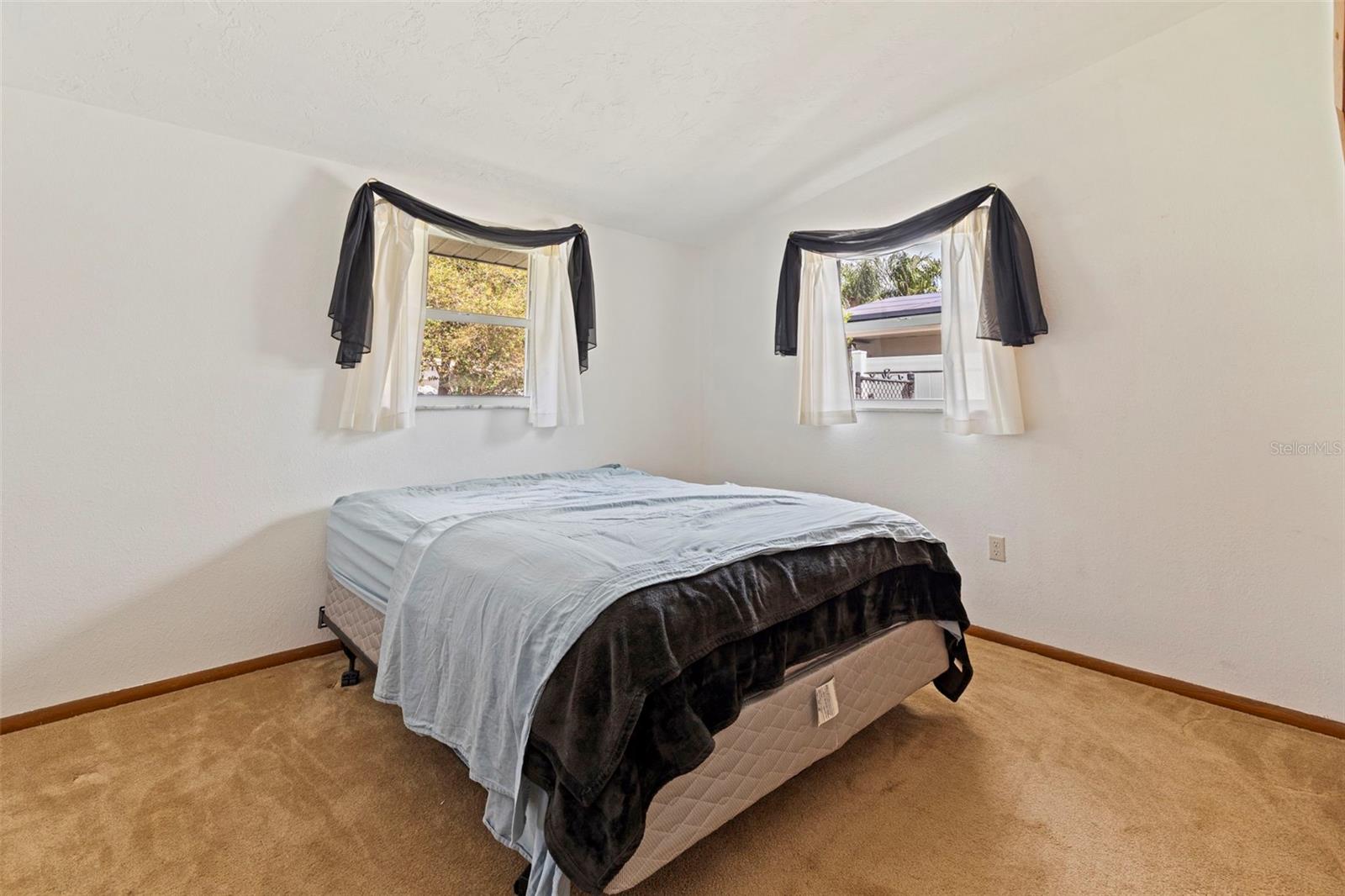 Image 18 of 29 For 1607 Jeffords Street
