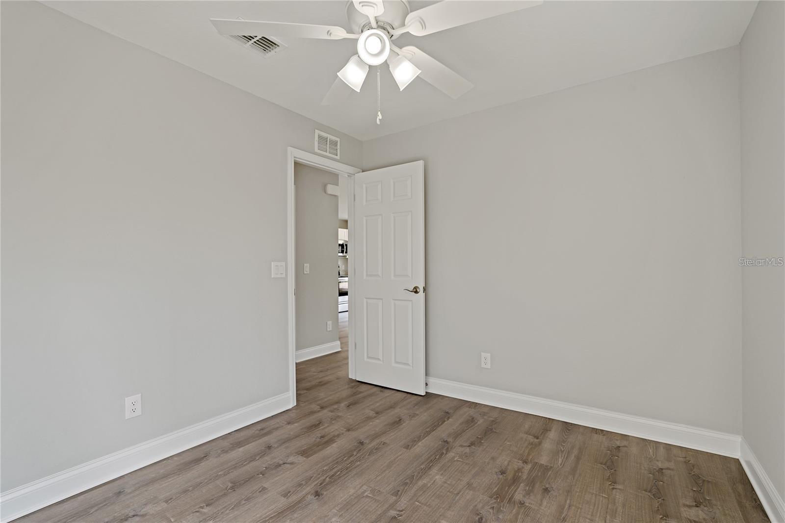 Image 21 of 29 For 800 Ware Avenue Ne
