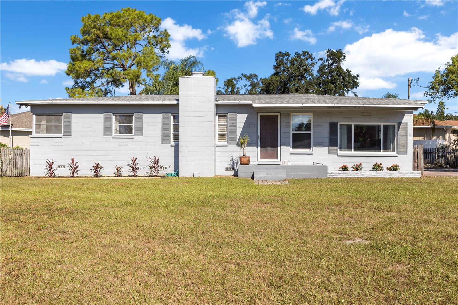 Details for 907 Eckles Drive, TAMPA, FL 33612