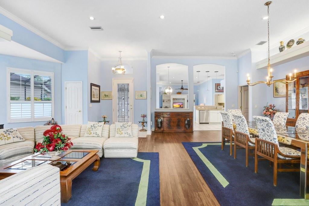 Image 12 of 77 For 12009 Brewster Drive