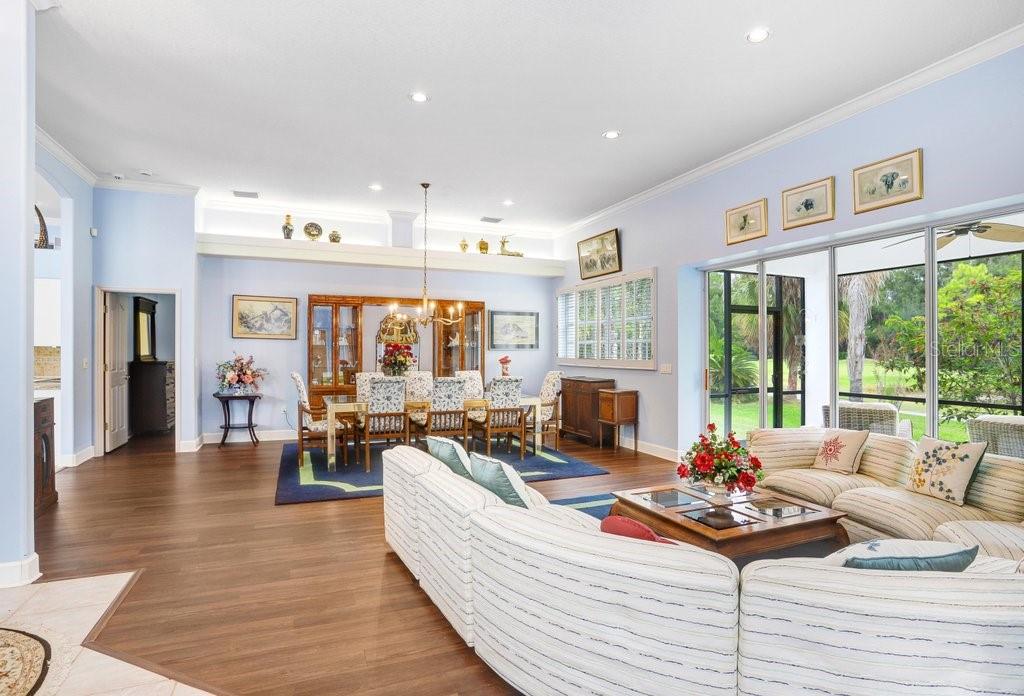 Image 13 of 77 For 12009 Brewster Drive