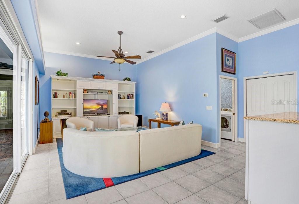 Image 21 of 77 For 12009 Brewster Drive