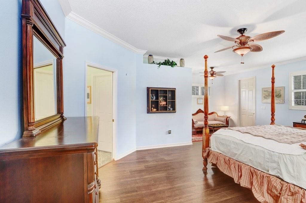 Image 24 of 77 For 12009 Brewster Drive