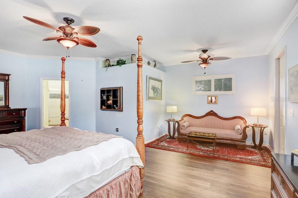 Image 26 of 77 For 12009 Brewster Drive