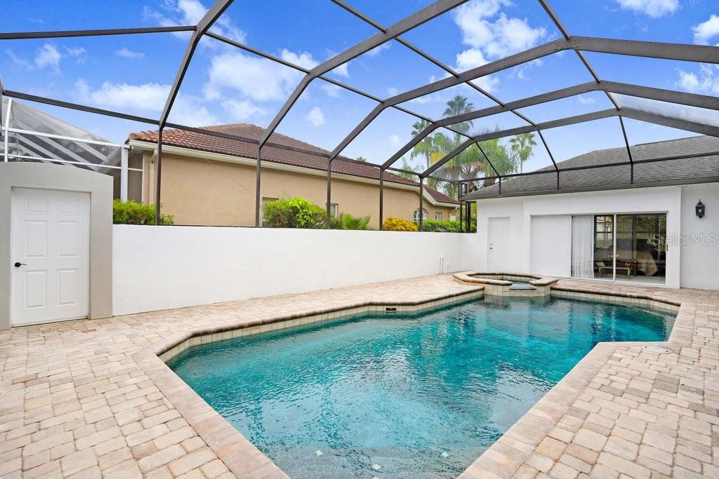 Image 37 of 77 For 12009 Brewster Drive