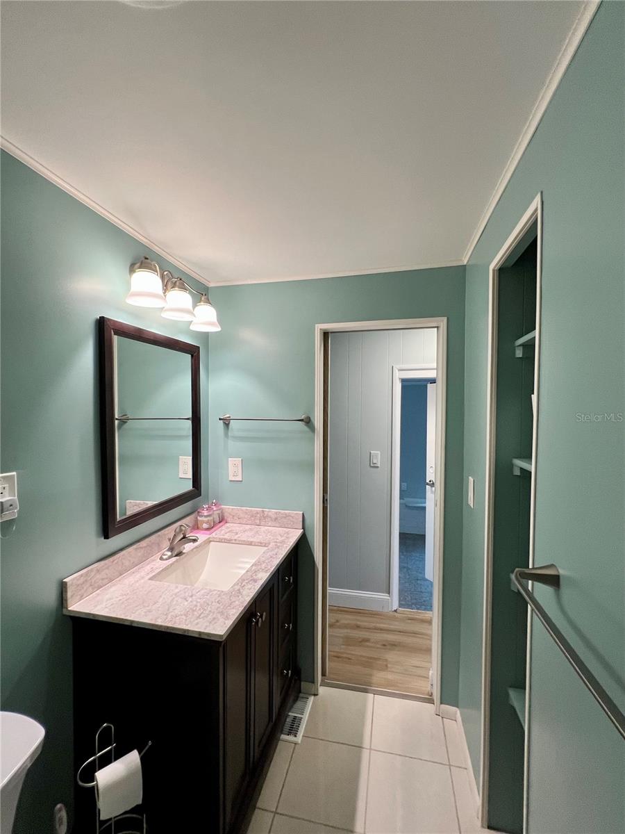 Image 21 of 59 For 10399 67th Avenue 86