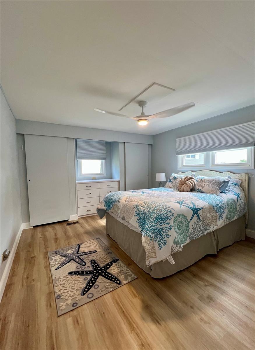 Image 22 of 59 For 10399 67th Avenue 86