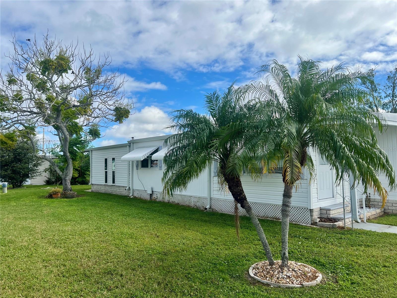 Image 33 of 59 For 10399 67th Avenue 86