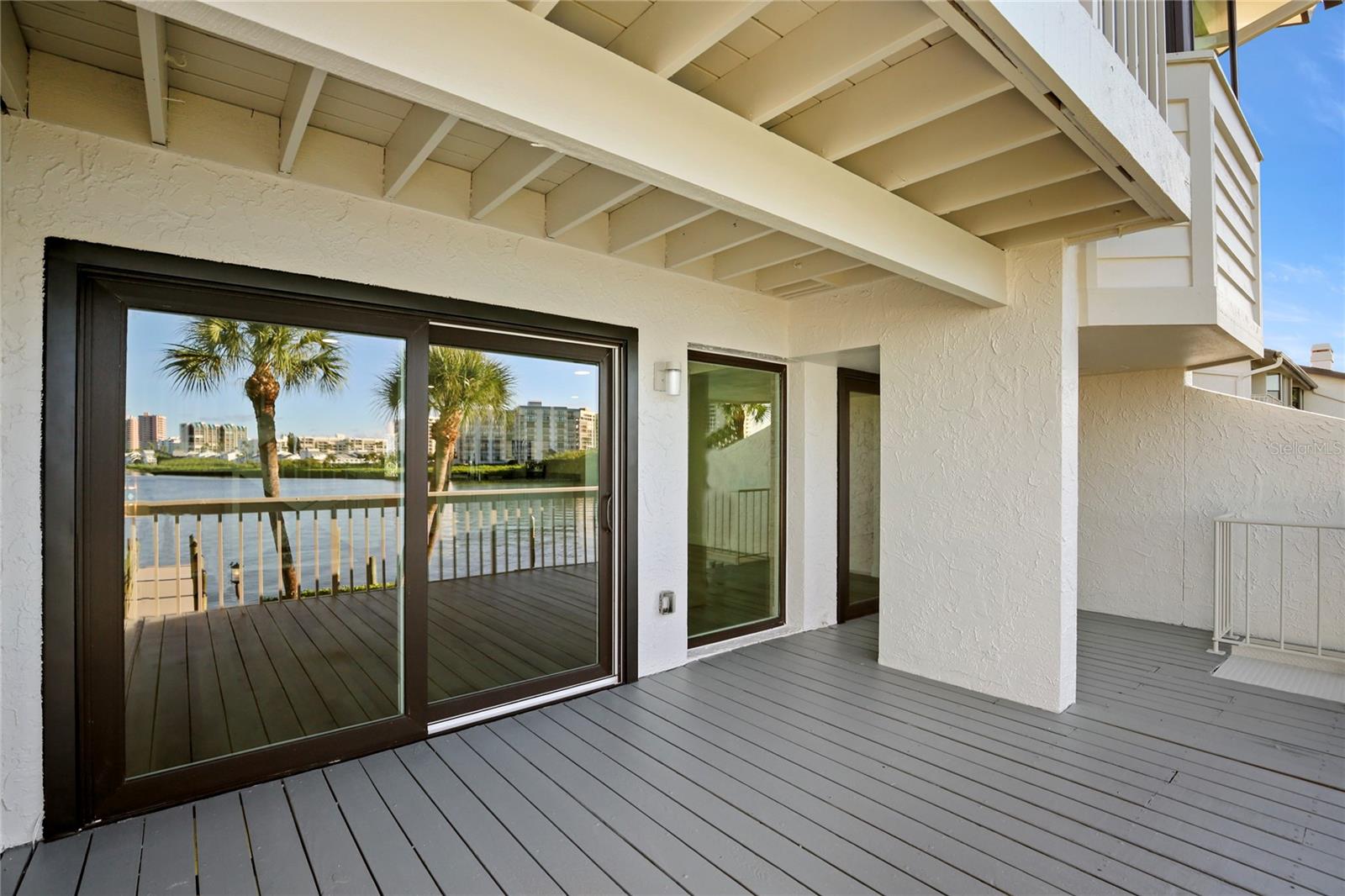 Image 20 of 32 For 150 Marina Del Rey Court