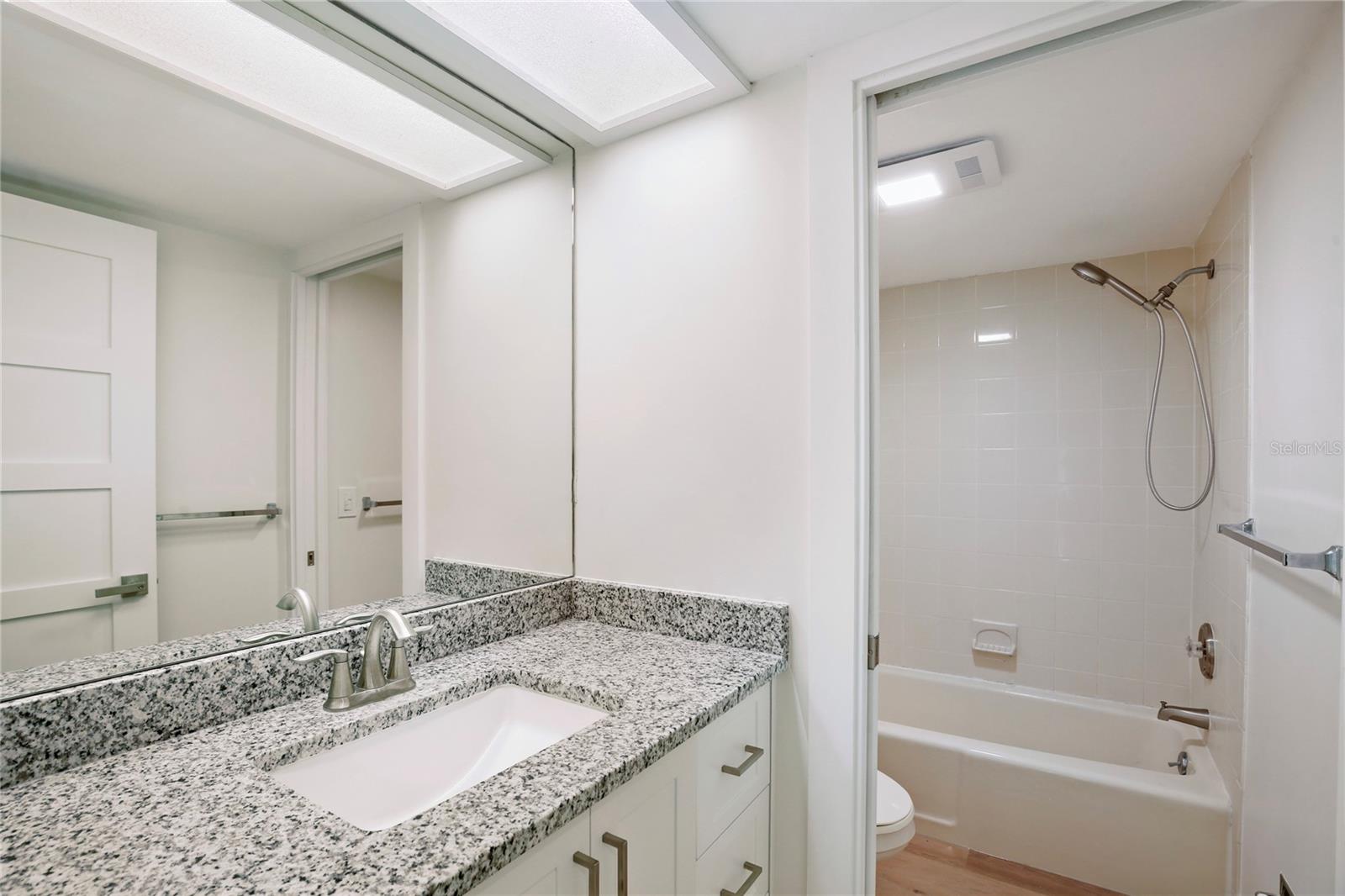 Image 21 of 32 For 150 Marina Del Rey Court