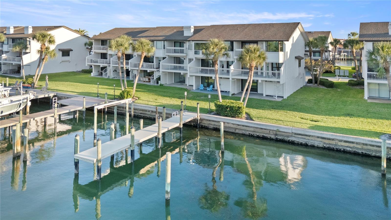 Image 6 of 32 For 150 Marina Del Rey Court