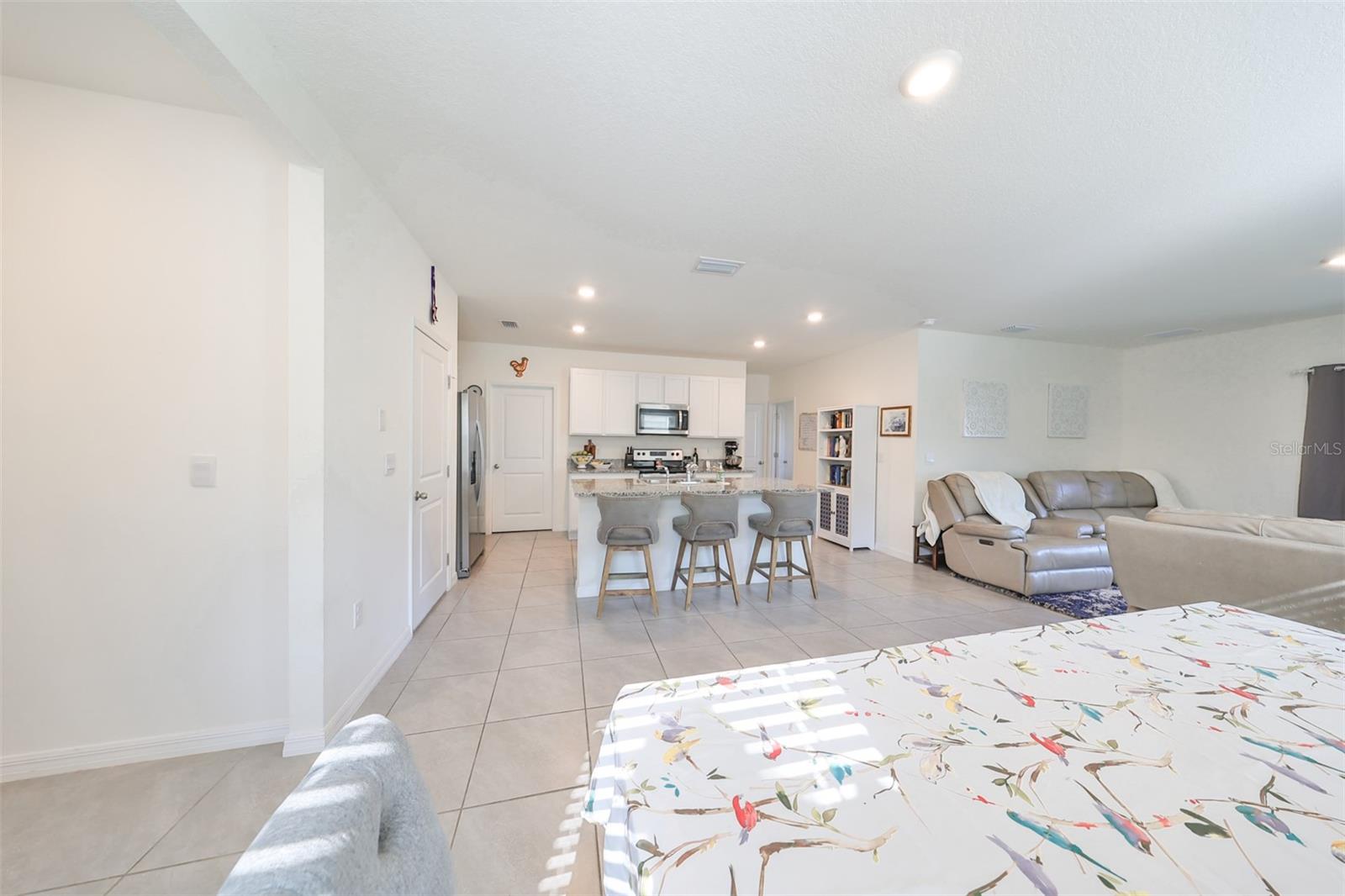 Image 14 of 51 For 3528 Maple Grove Way