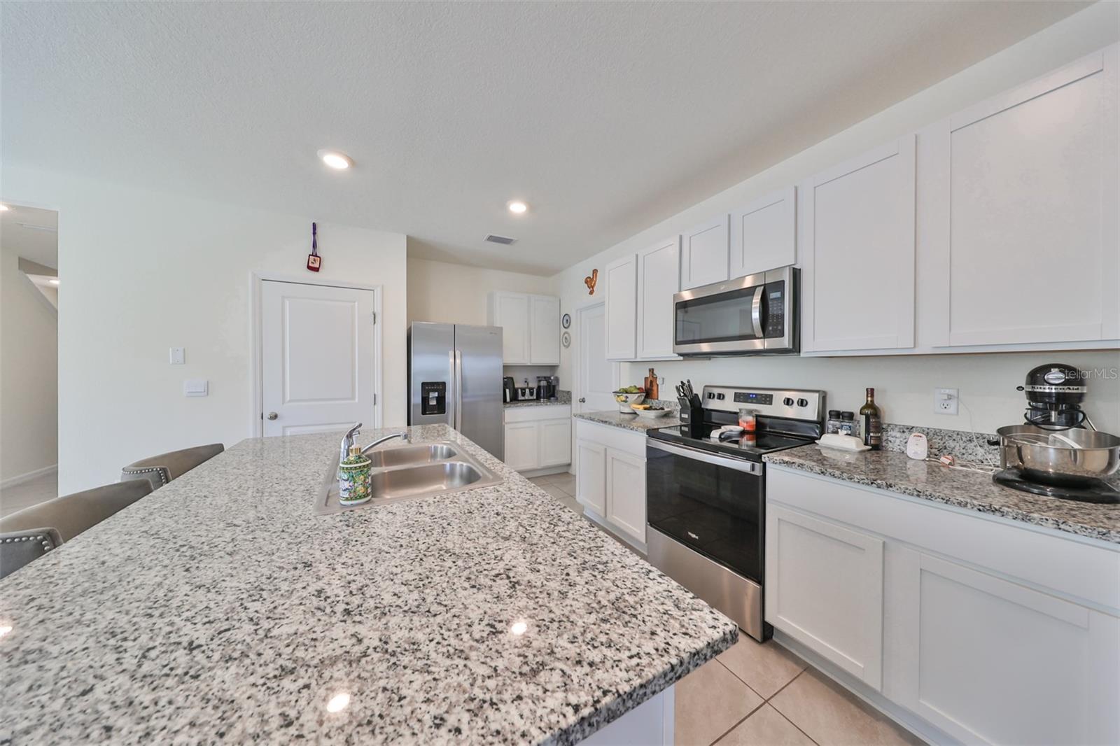 Image 17 of 51 For 3528 Maple Grove Way