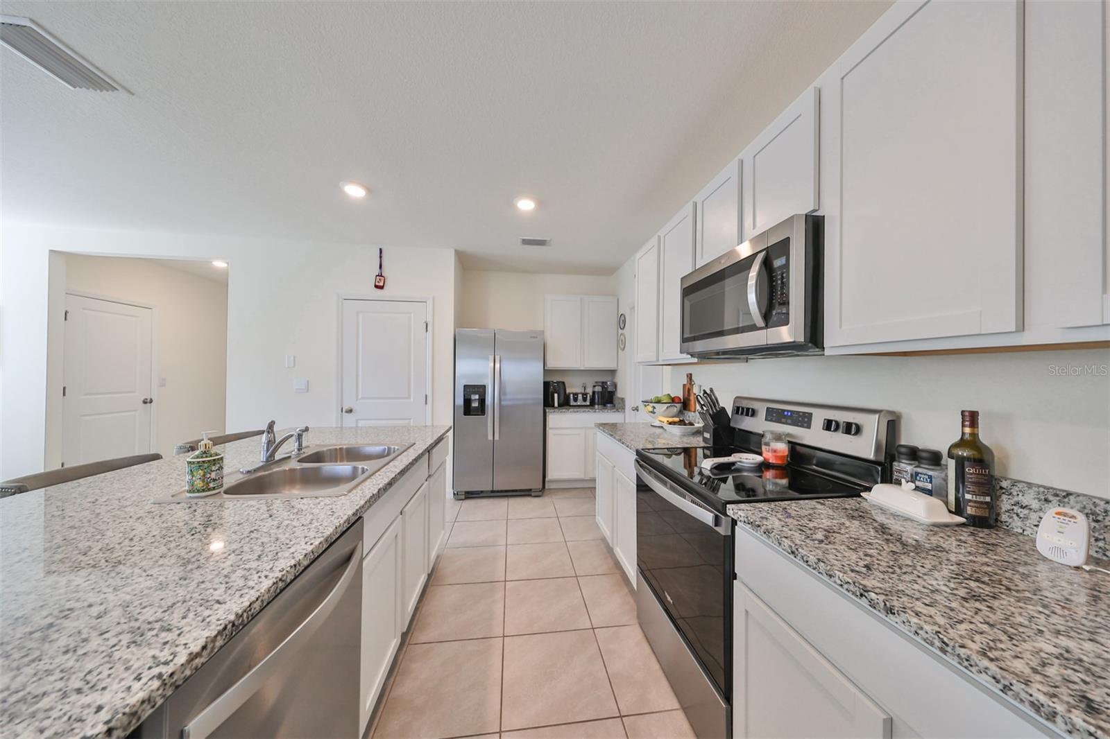 Image 18 of 51 For 3528 Maple Grove Way