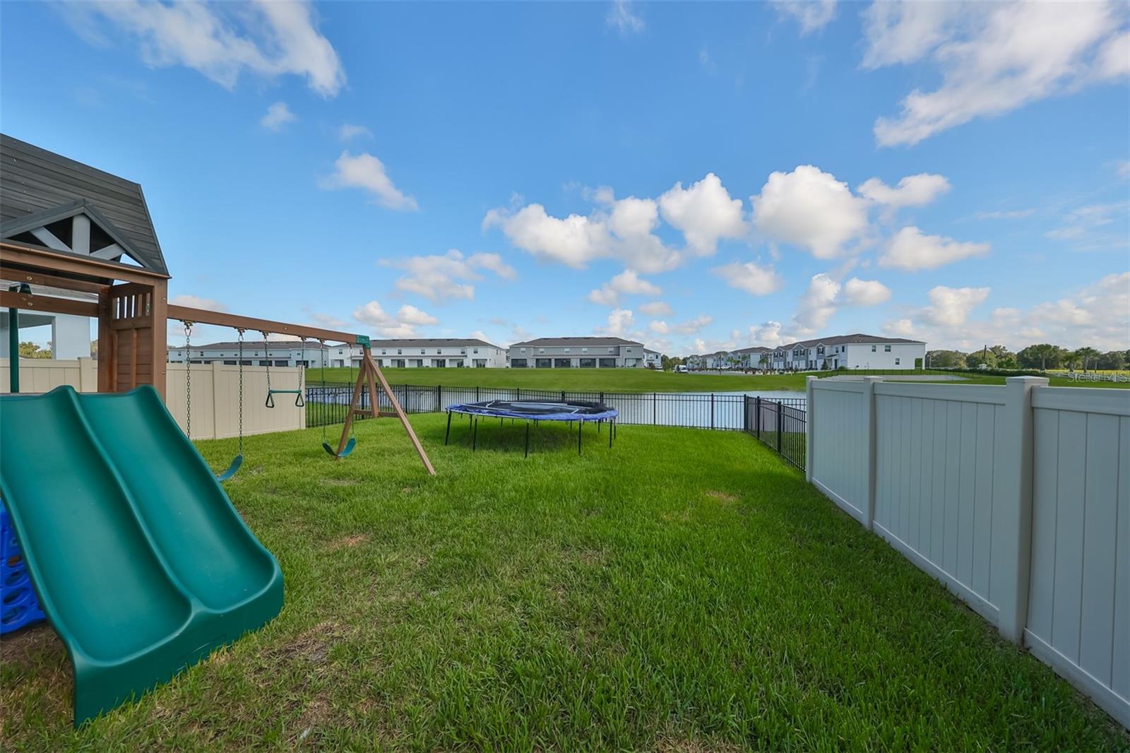 Image 42 of 51 For 3528 Maple Grove Way