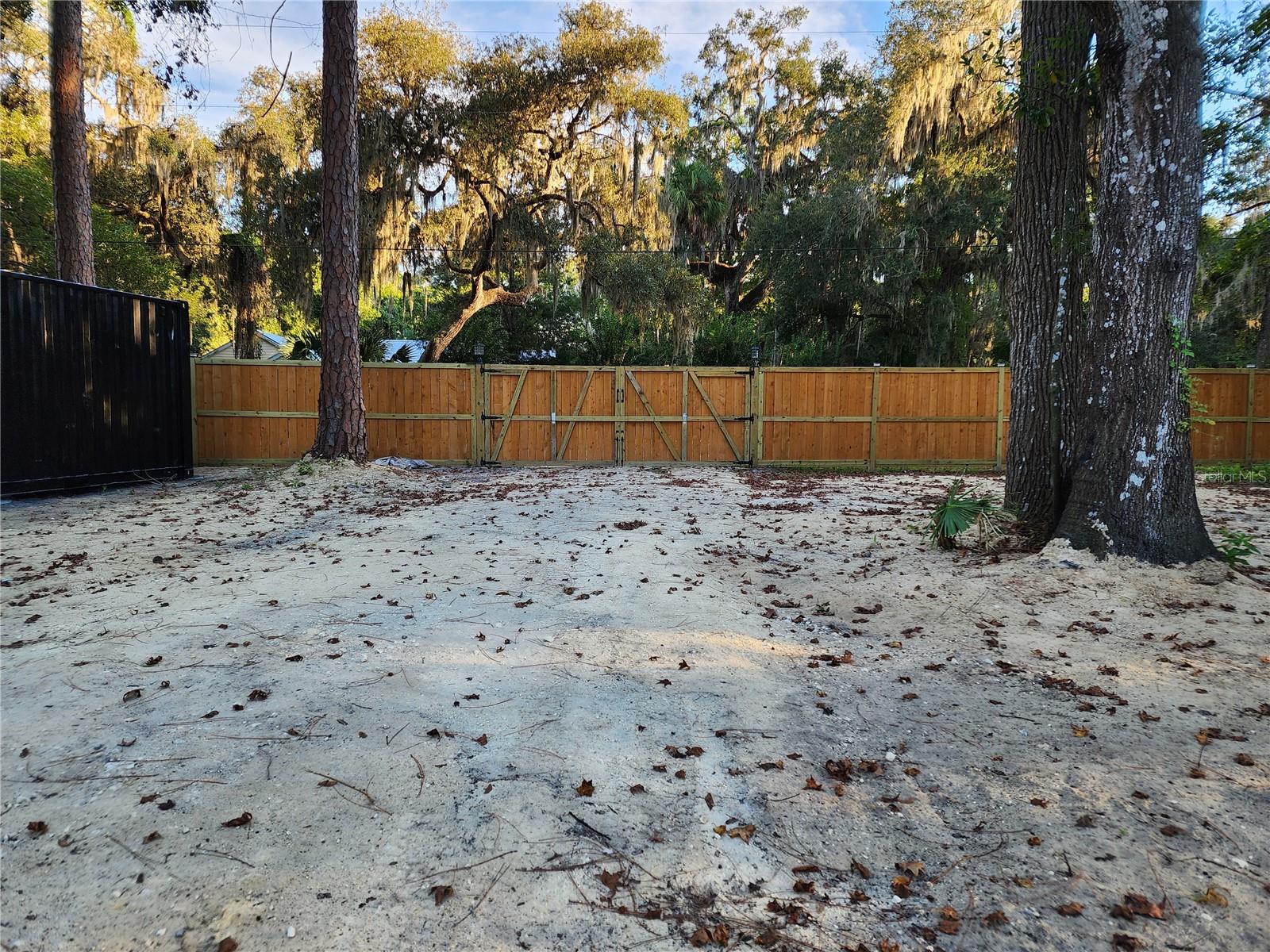 Image 15 of 18 For 34 Palm Drive