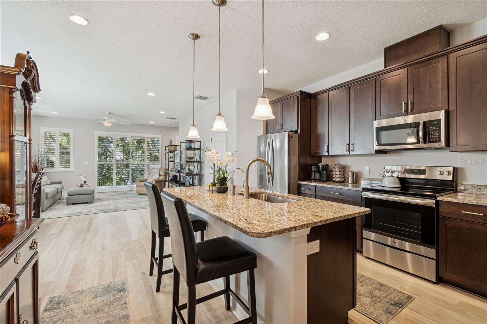 Image 10 of 45 For 483 Harbor Springs Drive