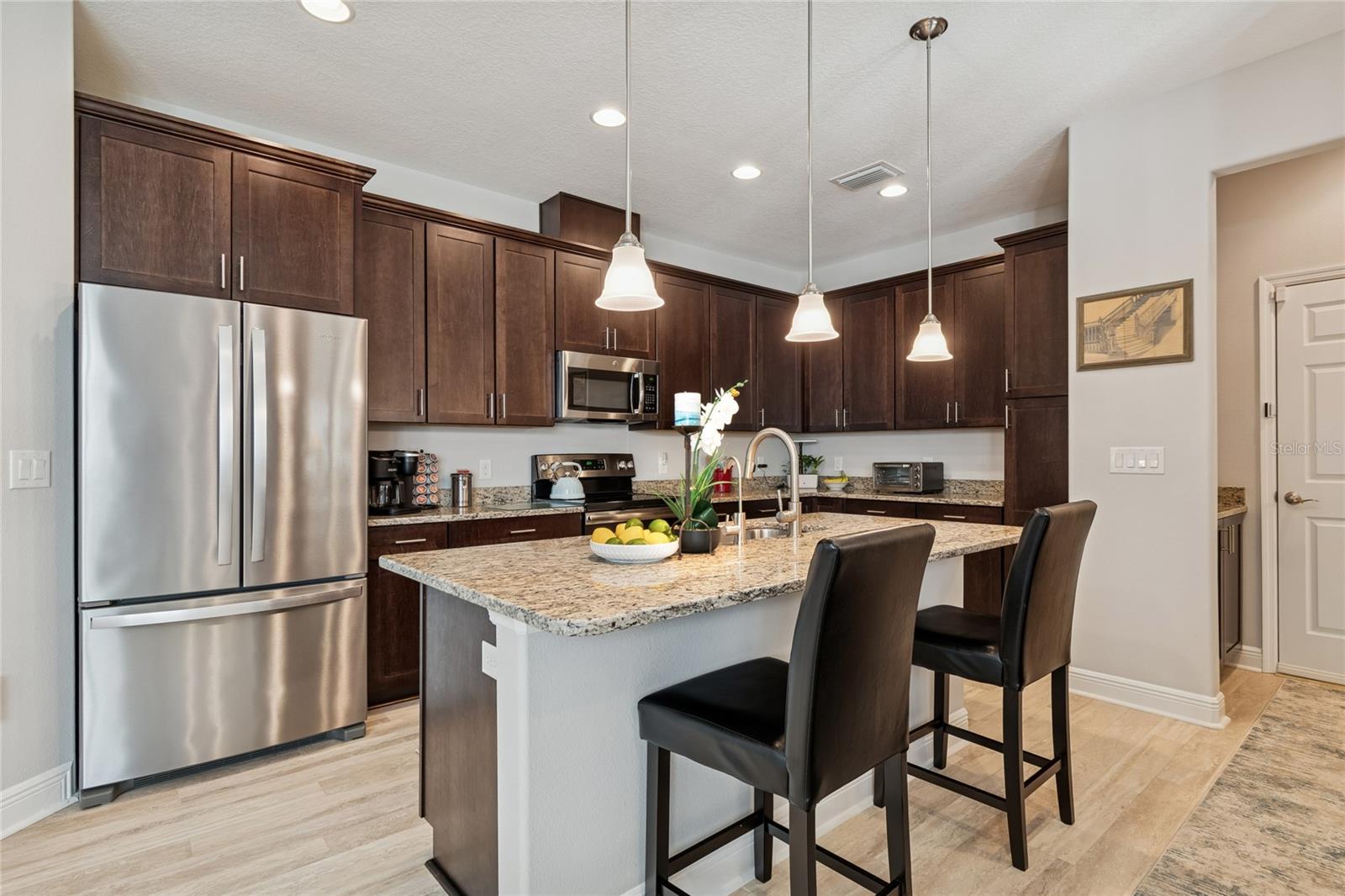 Image 7 of 45 For 483 Harbor Springs Drive