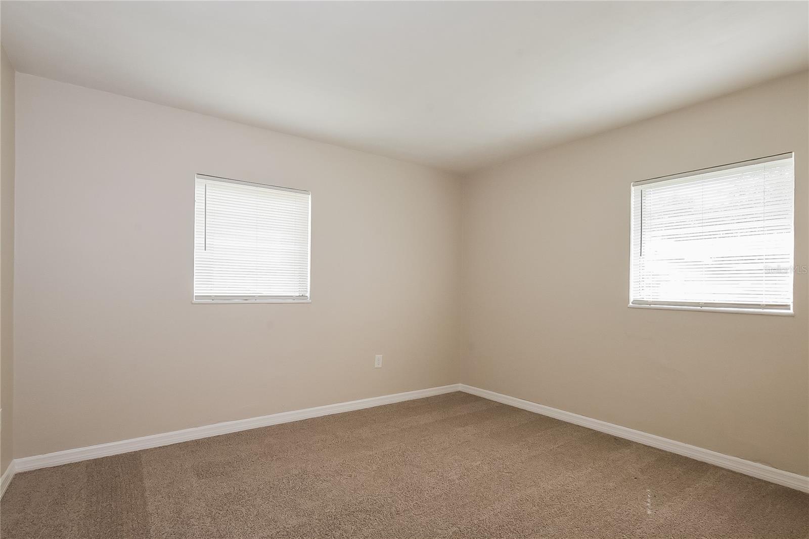 Image 11 of 15 For 102 Saint Louis Avenue