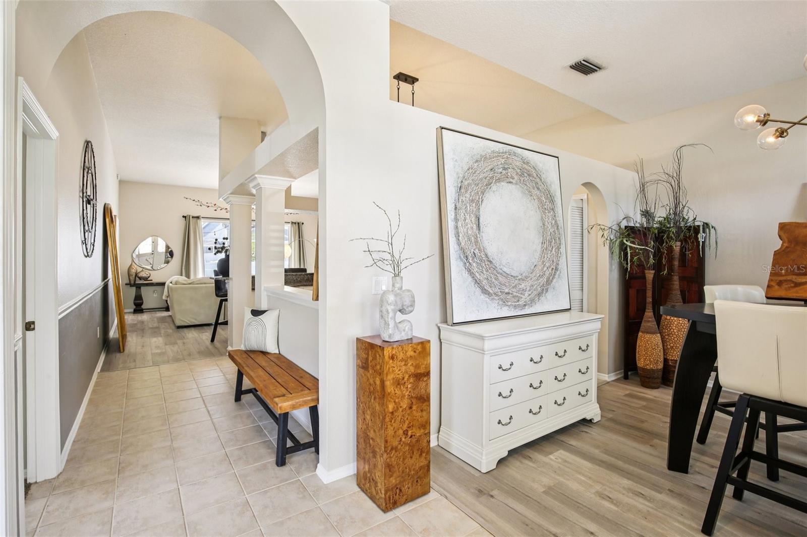 Listing photo id 0 for 18103 Latimer Lane