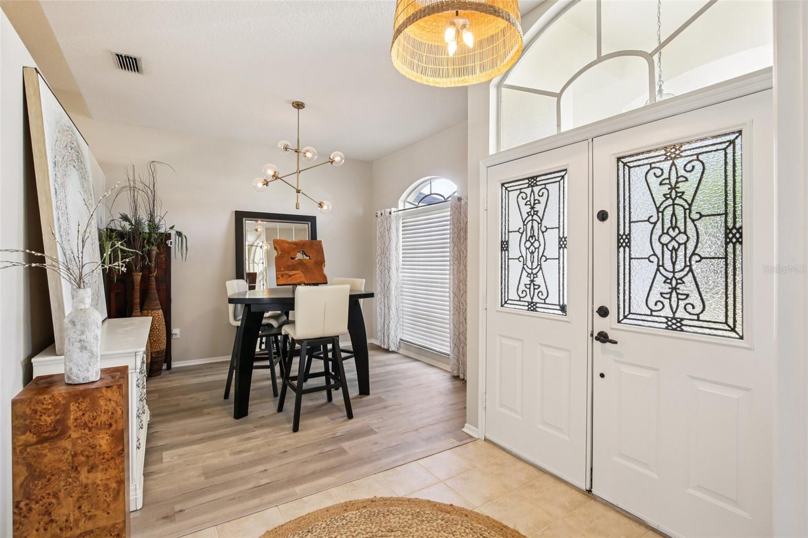 Listing photo id 1 for 18103 Latimer Lane