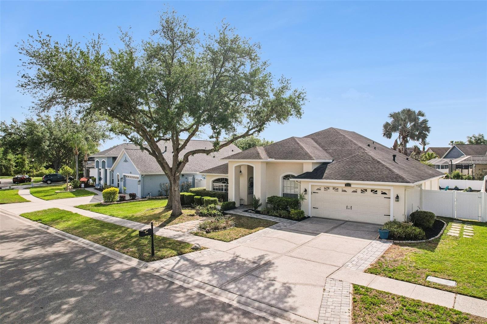 Listing photo id 34 for 18103 Latimer Lane