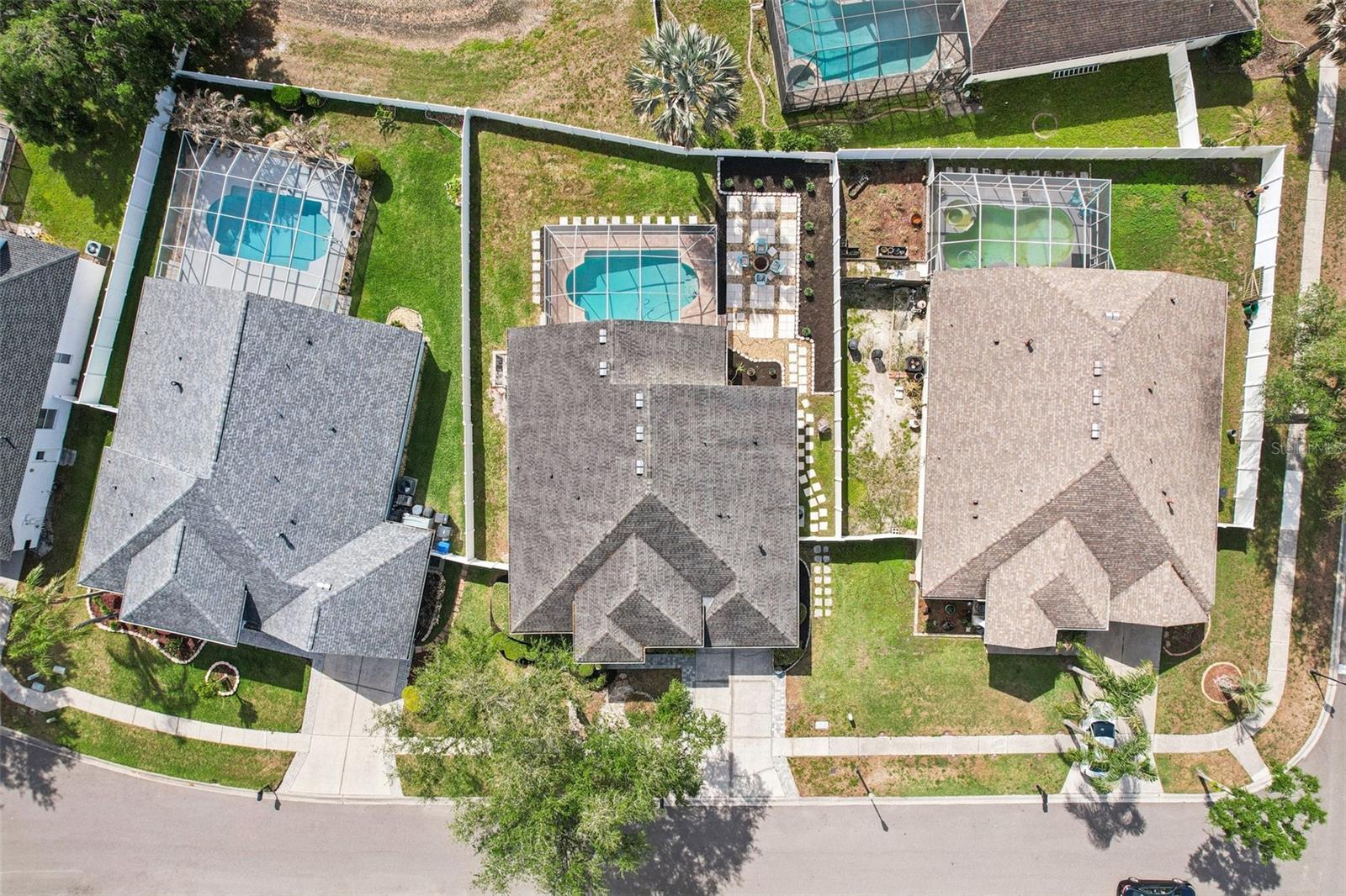 Listing photo id 39 for 18103 Latimer Lane