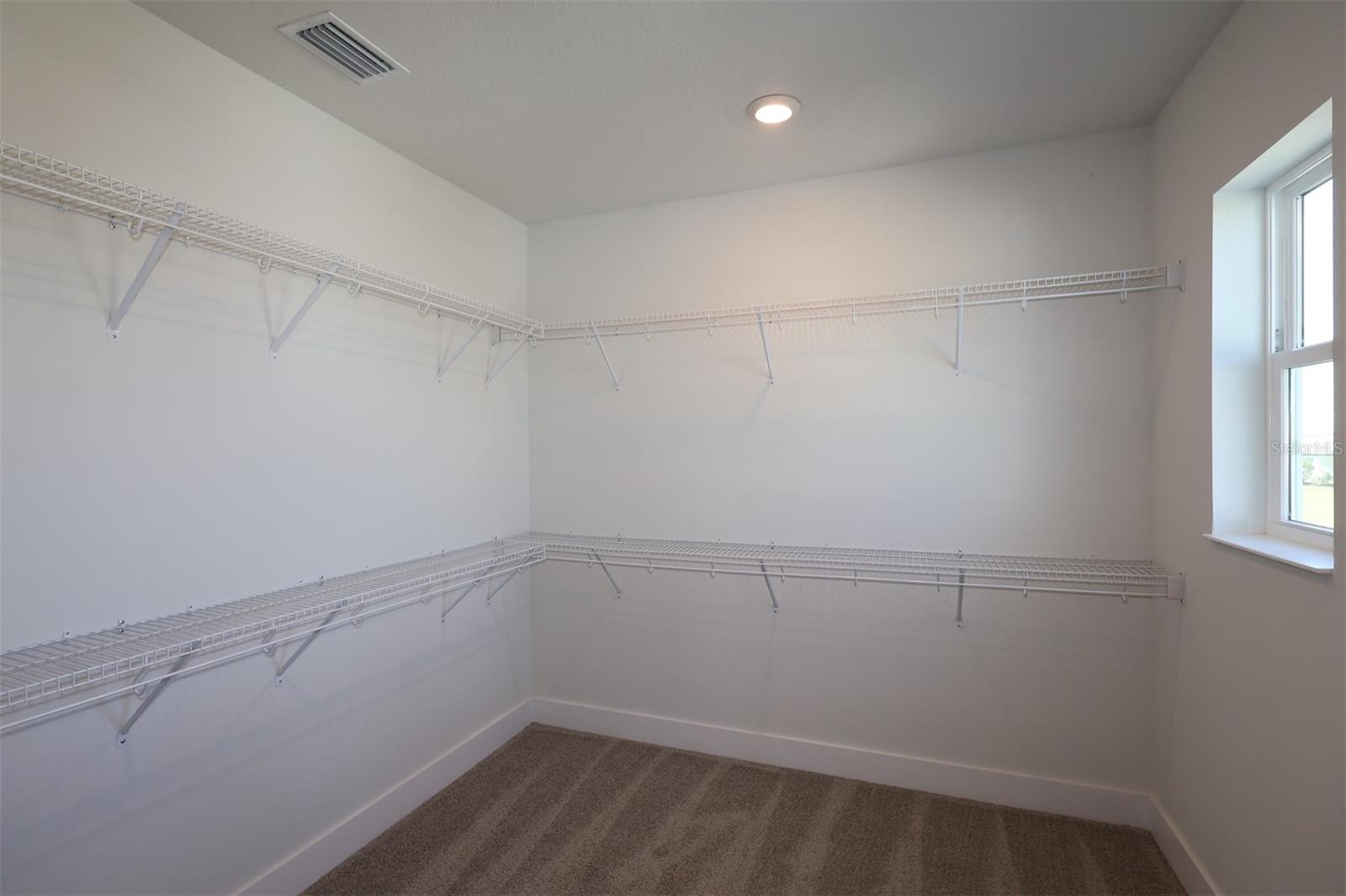 Image 17 of 23 For 636 Allora Avenue