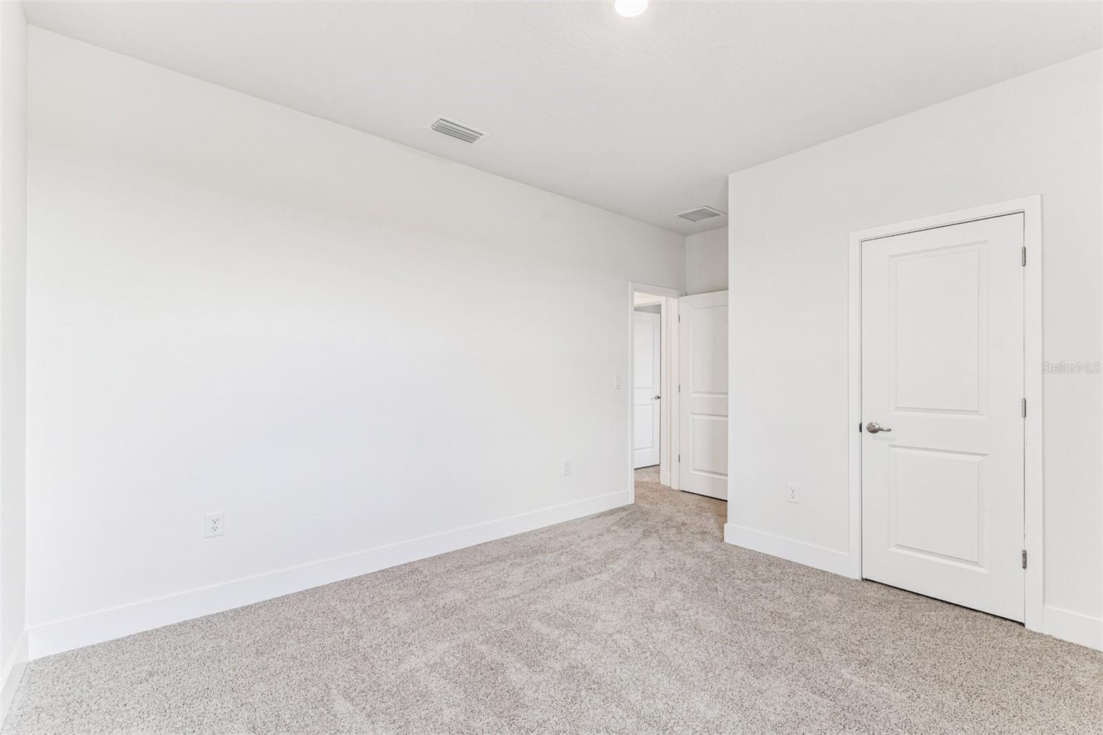 Image 37 of 51 For 636 Allora Avenue