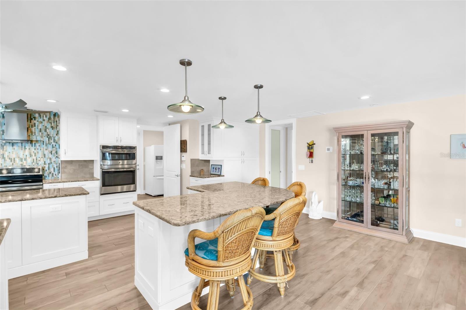 Image 14 of 67 For 1100 Friendly Way S