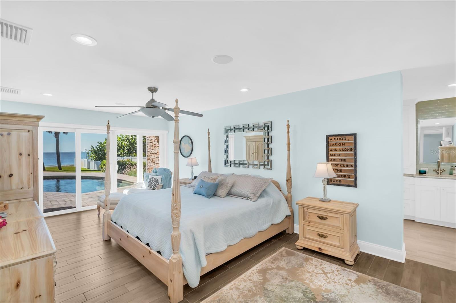 Image 22 of 67 For 1100 Friendly Way S