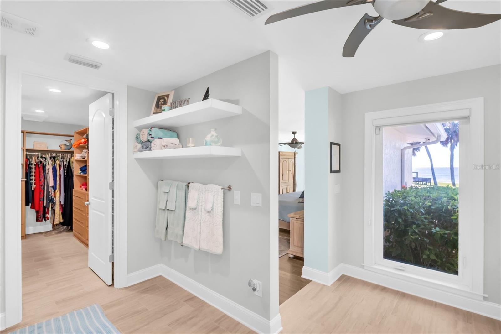 Image 26 of 67 For 1100 Friendly Way S