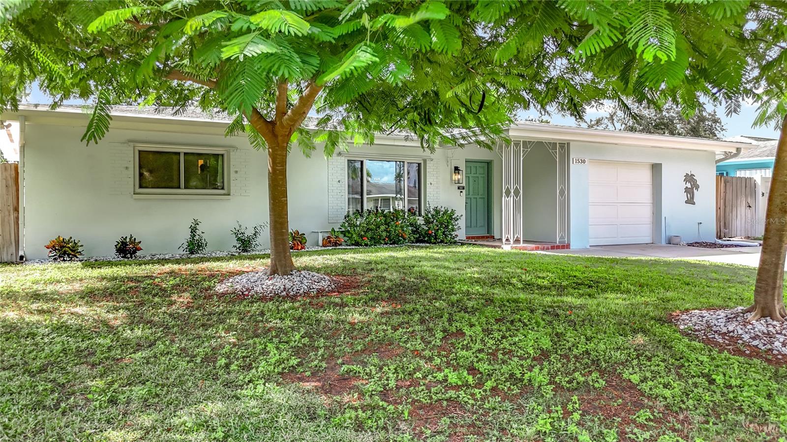 Details for 1530 Lakeside Drive, DUNEDIN, FL 34698