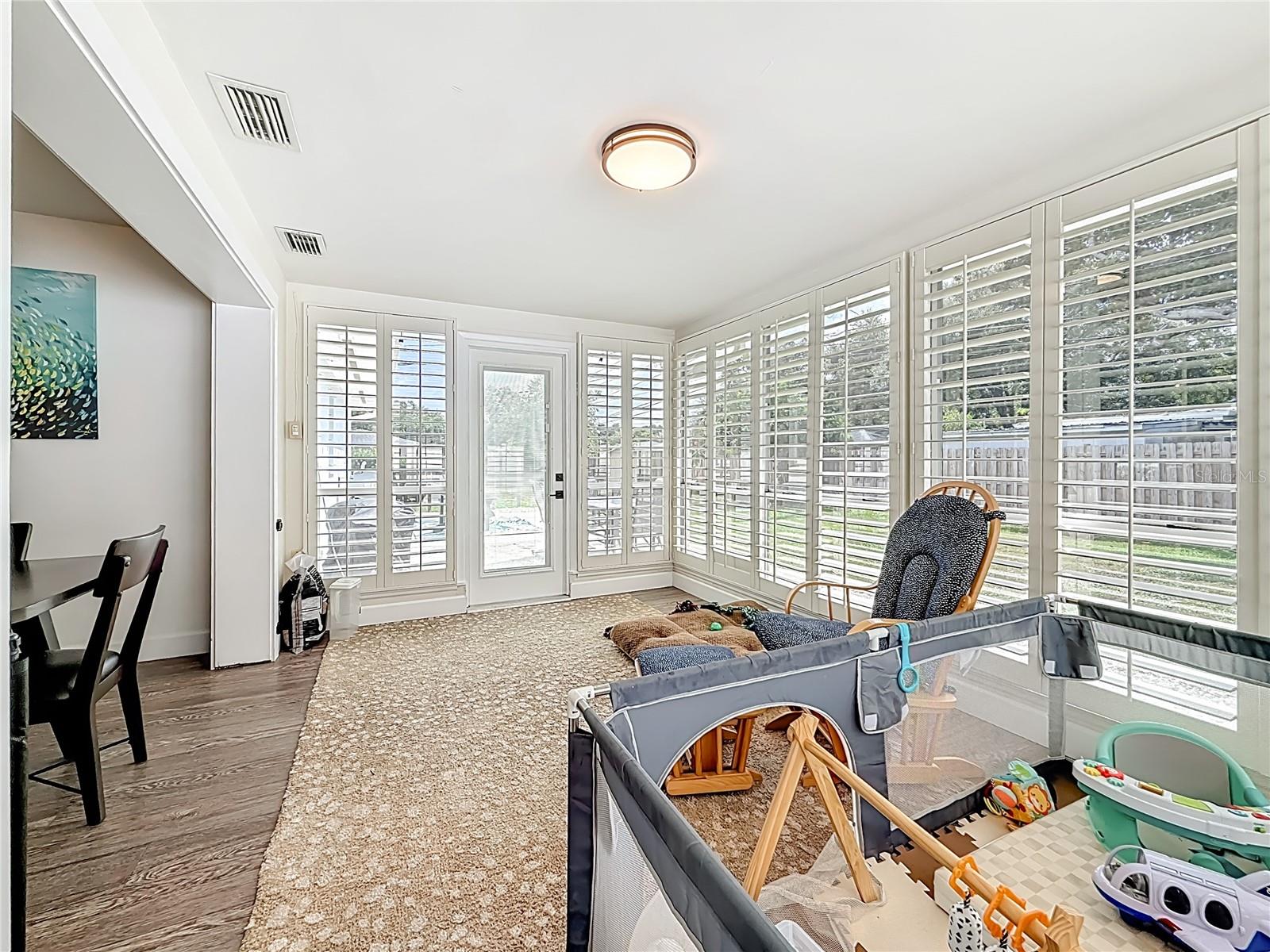 Image 20 of 60 For 1530 Lakeside Drive