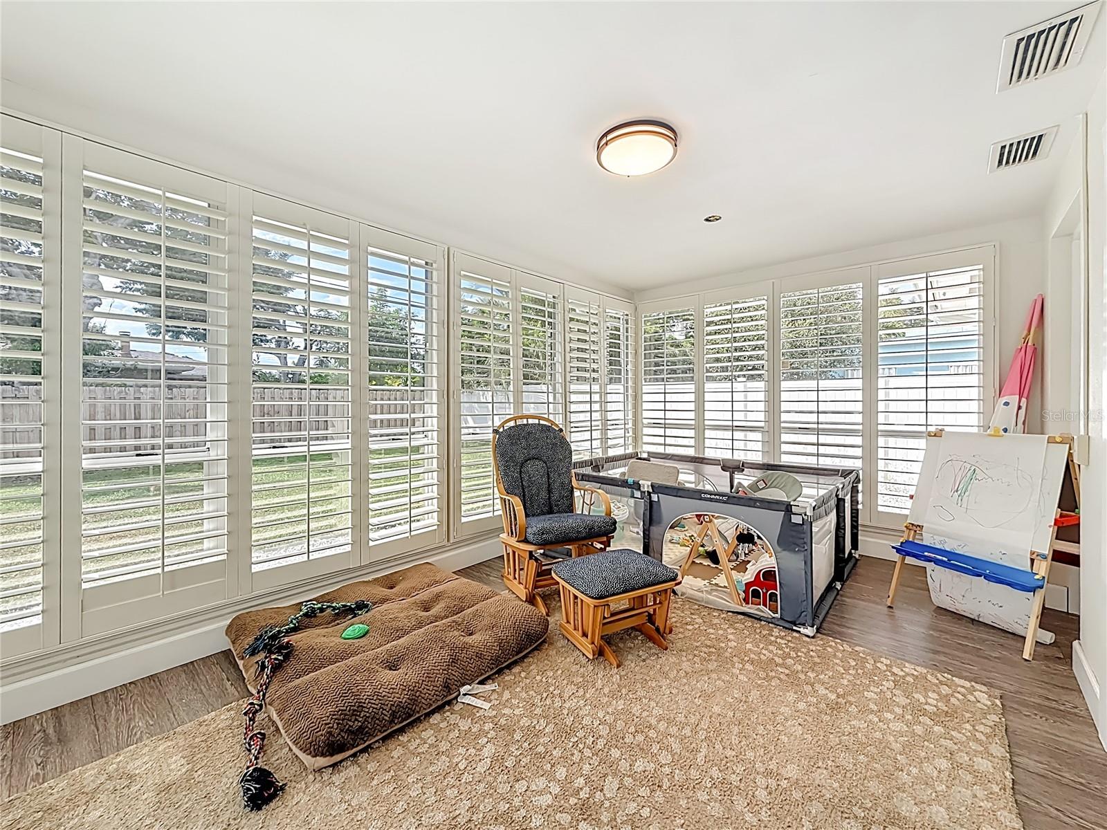 Image 21 of 60 For 1530 Lakeside Drive